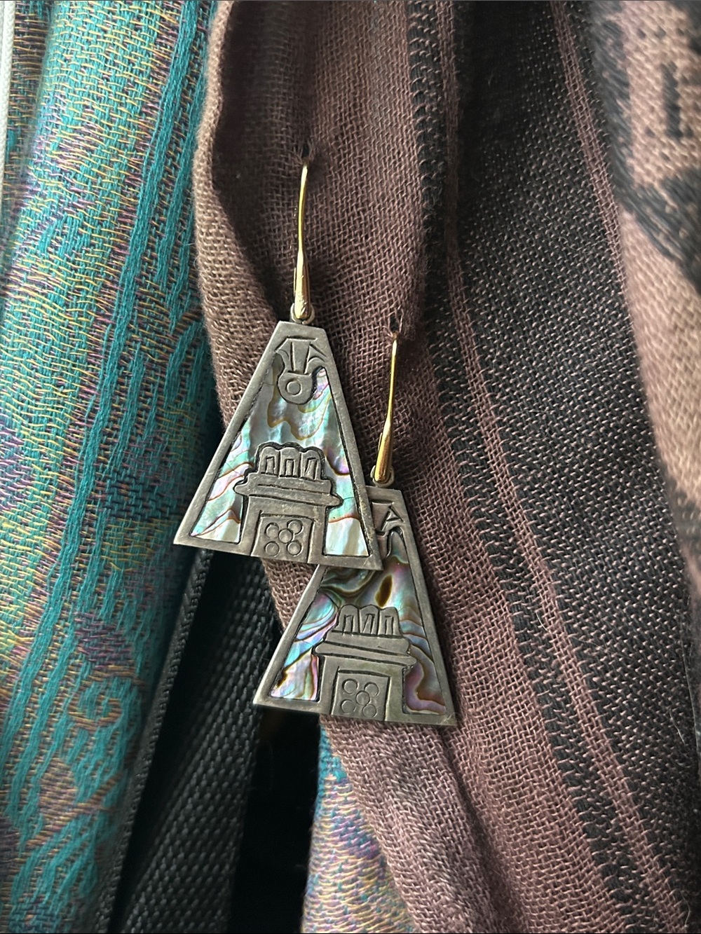 Iridescent Abalone Triangle Earrings in Sterling silver Mexico